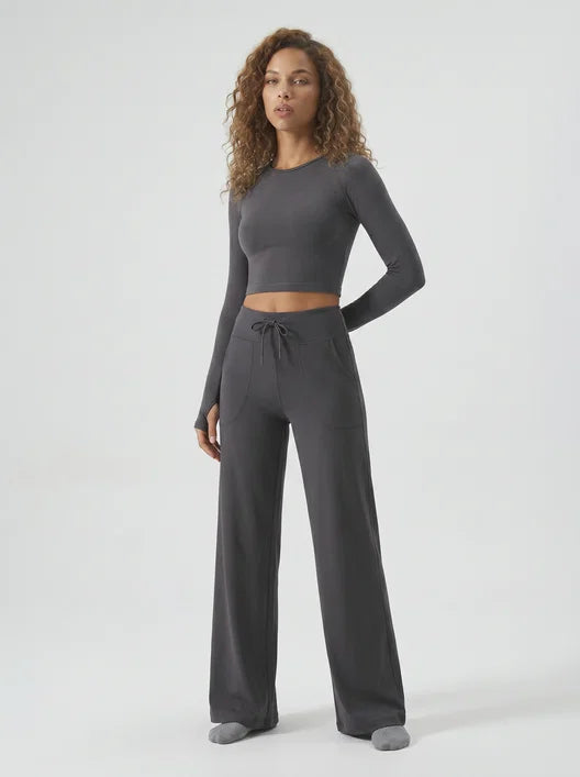 The Pausa Postpartum Yoga Pants