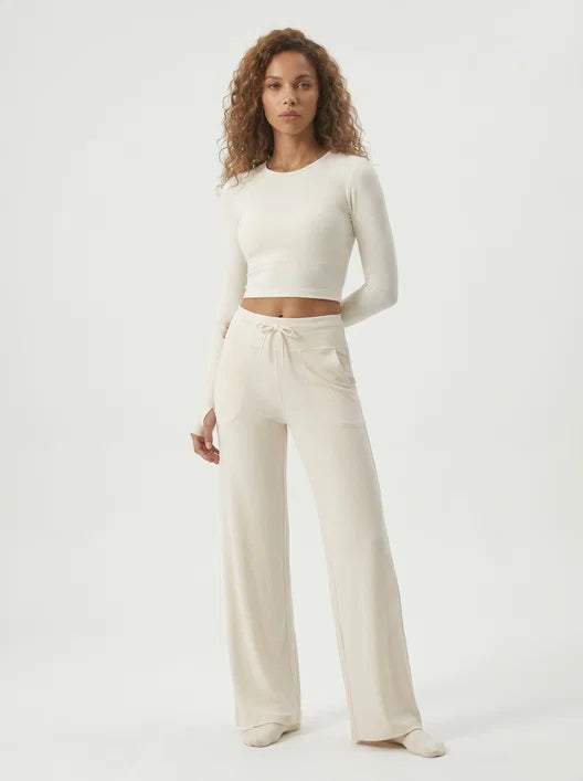 The Pausa Postpartum Yoga Pants