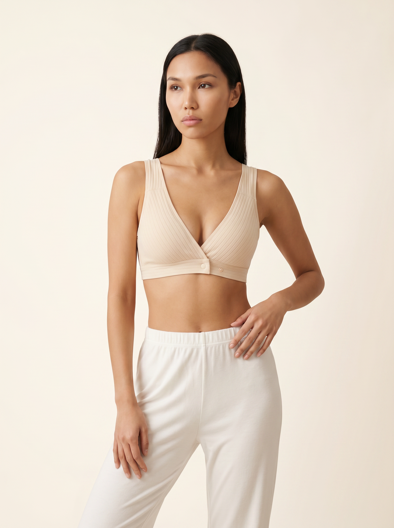 files/MinimalistFashionShoot_1bbe940c-7d15-4523-a164-56837f12e4b8.png