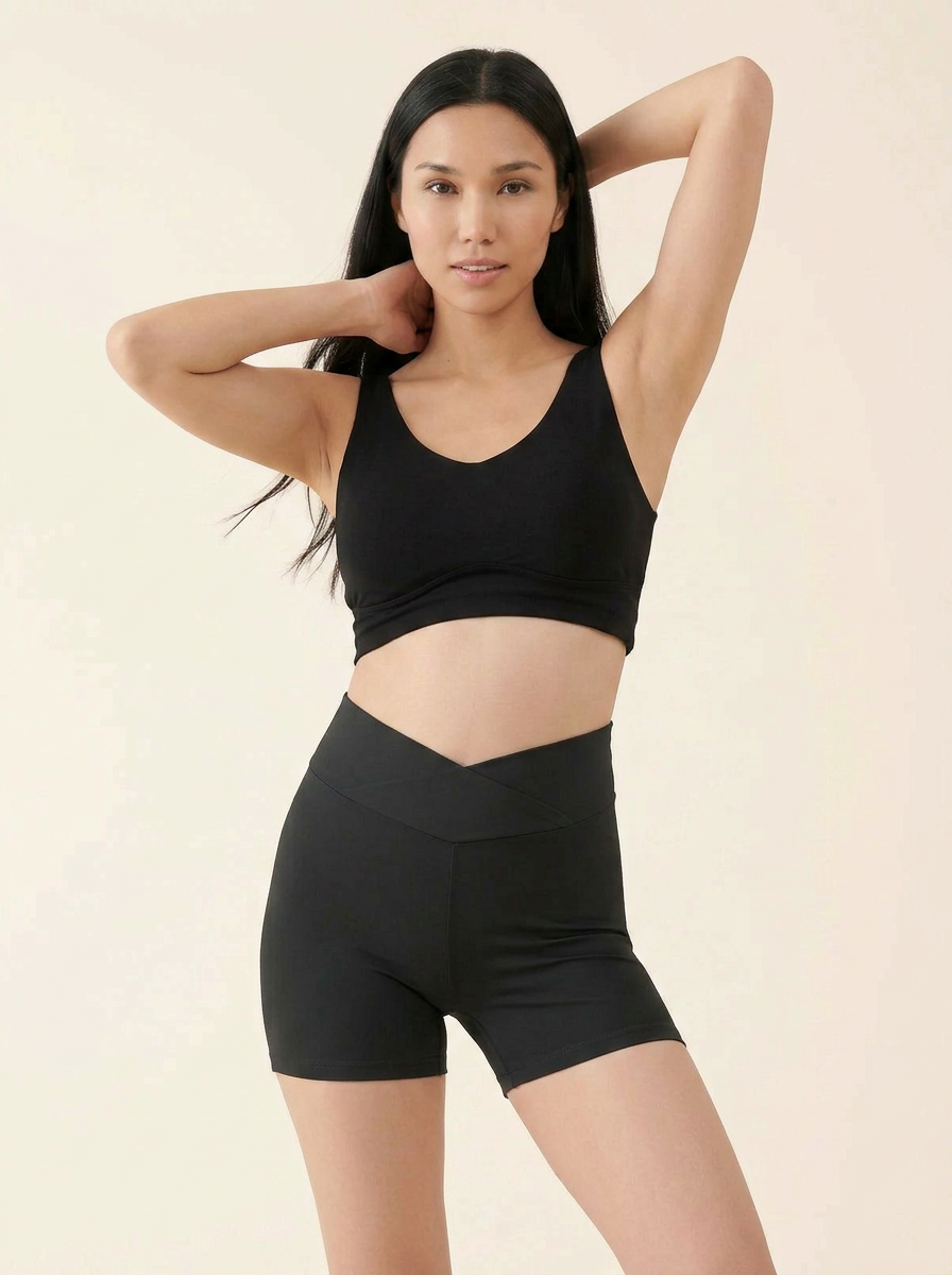 The Bump Support Short