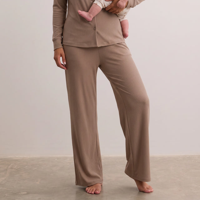 Button-Front Lounge Set