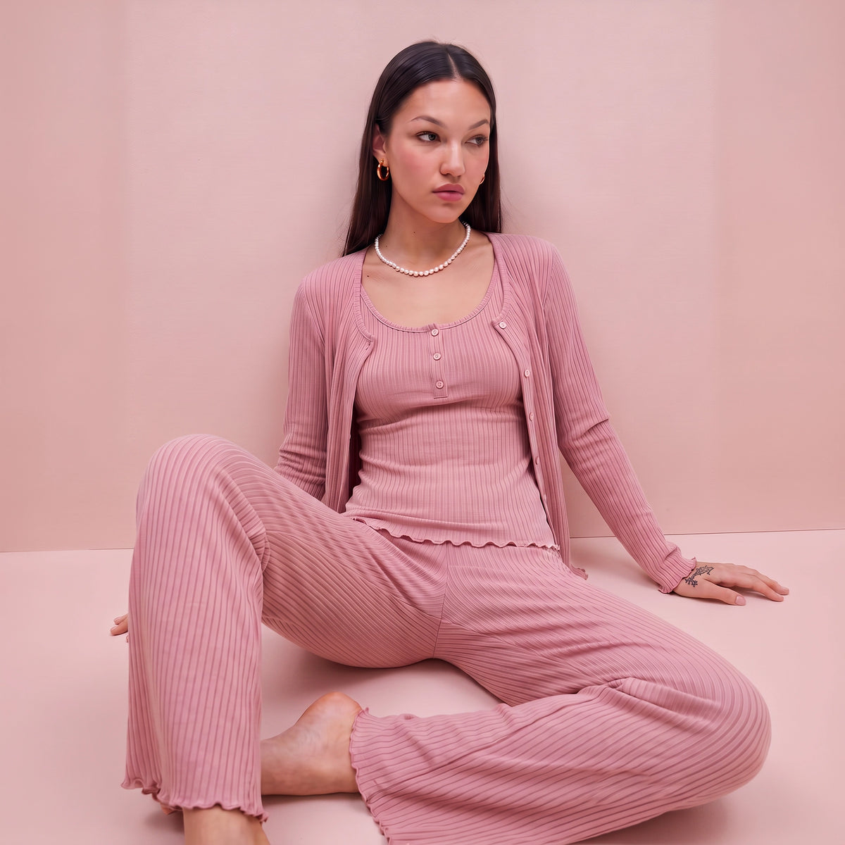 Modal Three-Piece Set