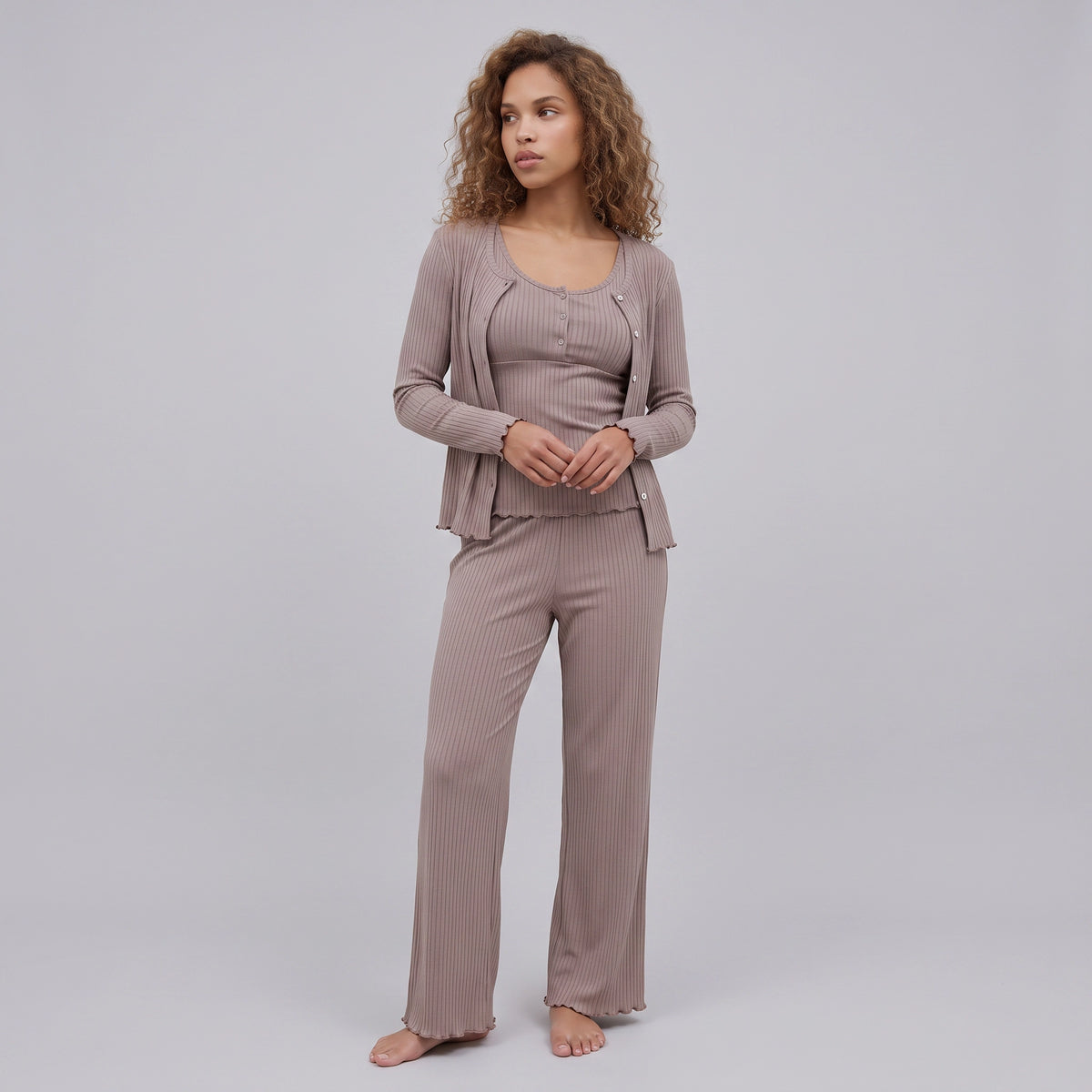 Modal Three-Piece Set